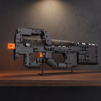 P90 — model z klocków ClickBricks, 1668 elementów — w ekspozycji